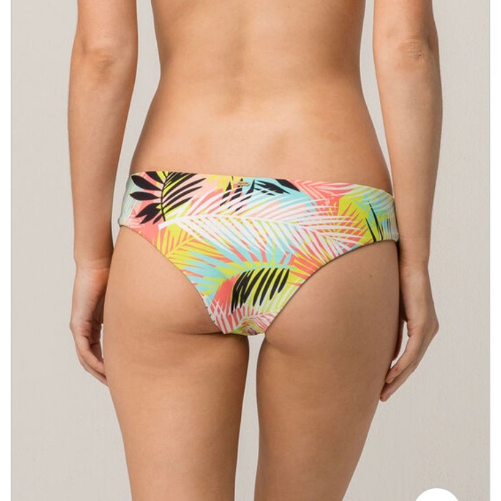 Rip Curl Miami Vibes Cheeky Reversible Hipster - Picture 5 of 5